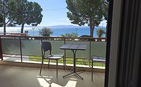 Lovely Beachfront Studio